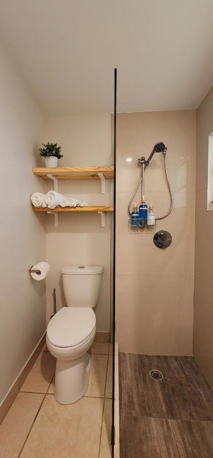 Private Aparment Studio In The Hard Of Miami Unit # 6 Opa-locka Экстерьер фото